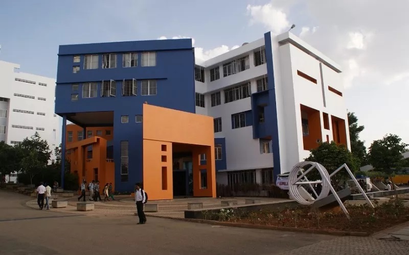 SJES or Acharya Institute: Which is the best college for BCA and MCA?
