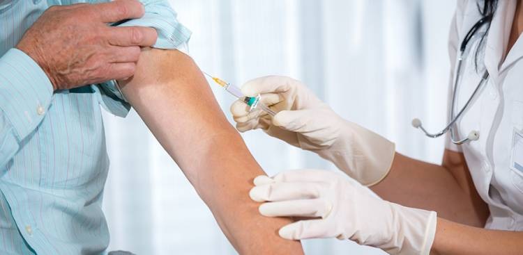  The pros and cons of flu shots