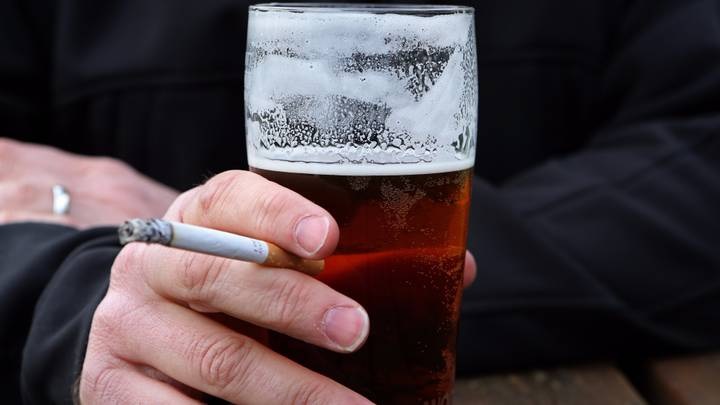  Why Your Brain Craves Cigarettes When You Drink