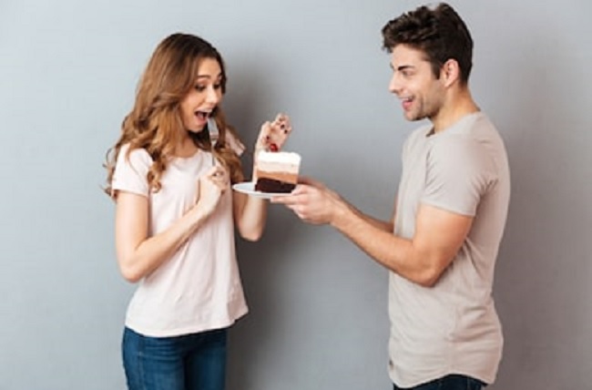 Best Occasions To Gift Cakes To Your Female Counterpart