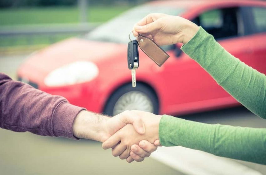Selling a car quickly in a series of steps