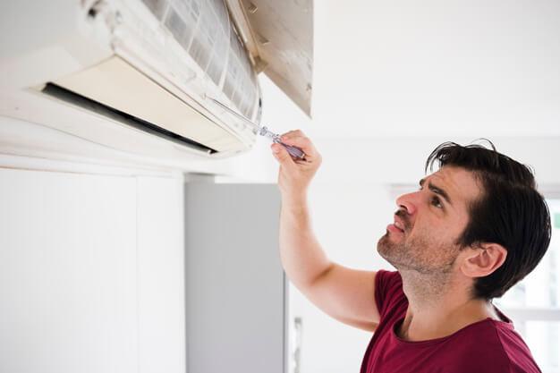 The air conditioner repairing service and facility