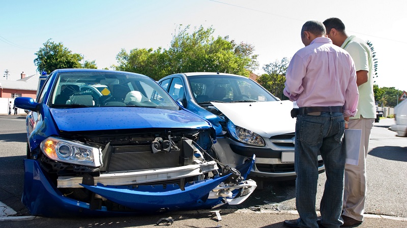 What are the changes one can make while renewing car insurance policy?