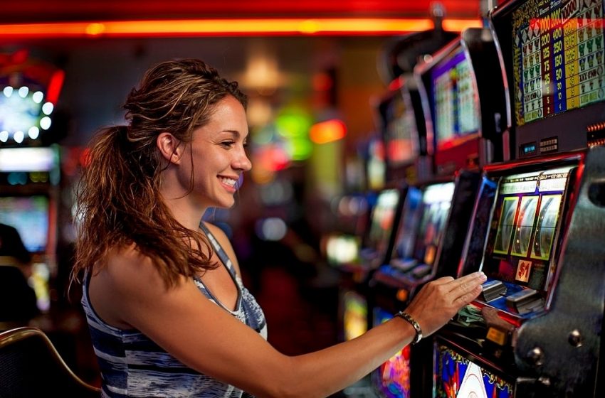 The Top advantages Of Playing Online Slots