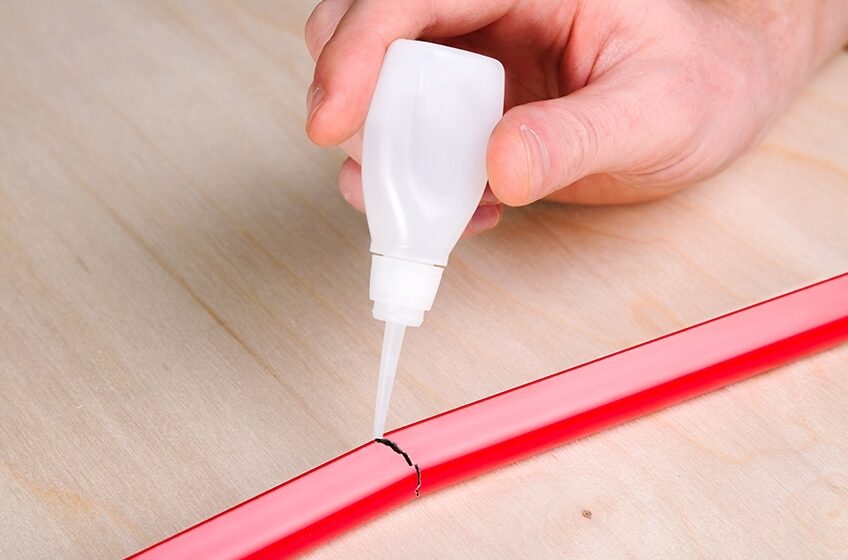 The All-in-one Guide for Plastic Glues