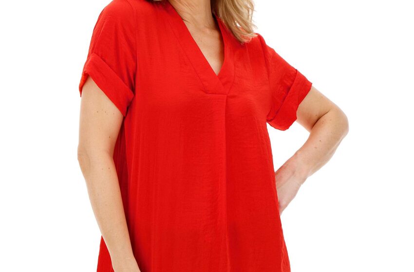 How to Wear a Long Sleeve Blouse