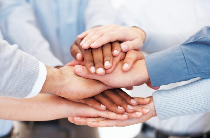5 Reasons Leaders focus on charitable giving