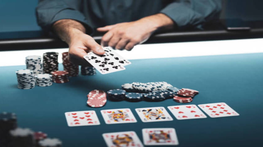 Baccarat – Why Playing it Online is More Fun than the Real Thing