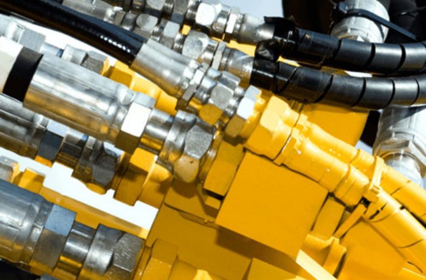 Top tips for choosing the perfect hydraulic hose for your project