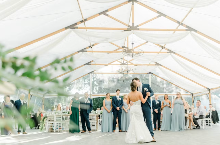Selecting a Waterfront Locale for Your Outdoor Wedding