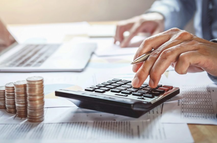 The benefits of outsourcing accounting and payroll for law firms
